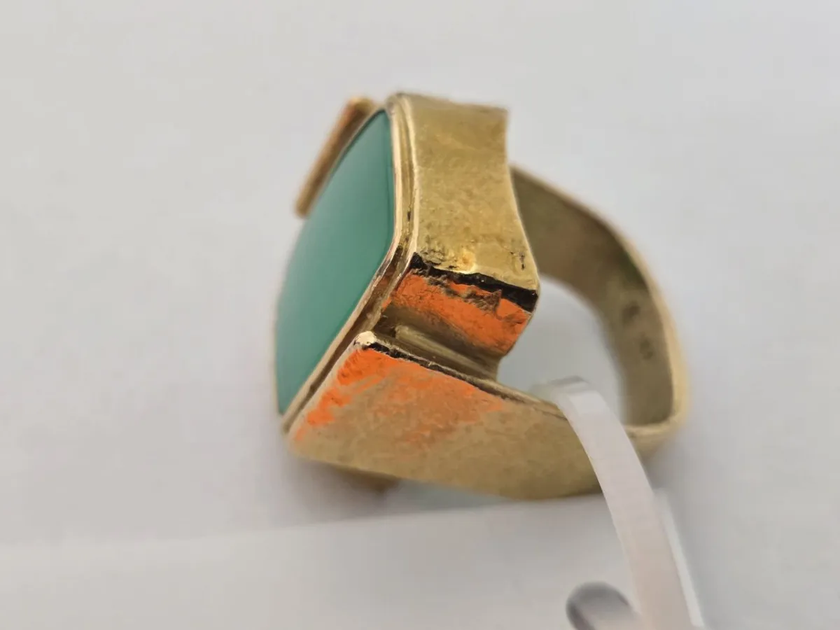 Vintage zlatý prsten s hranatým kabošonem chrysoprasu (zlato 750/000)
