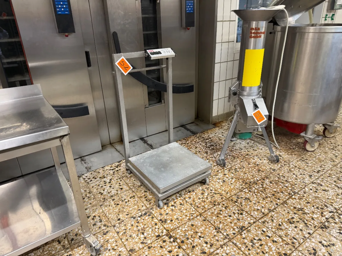 Floor scale (ADE)