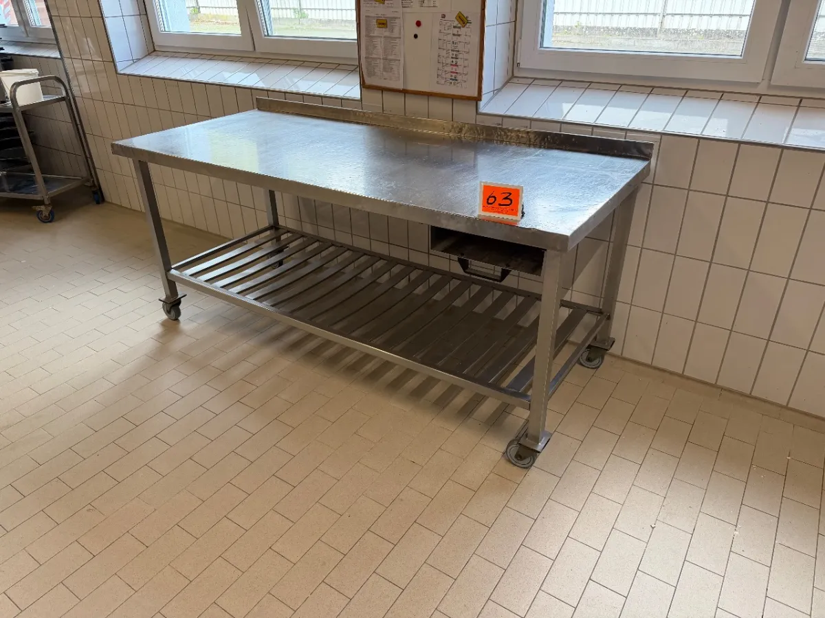RVS werktafel (afm.: 190 x 80 x 86 cm)