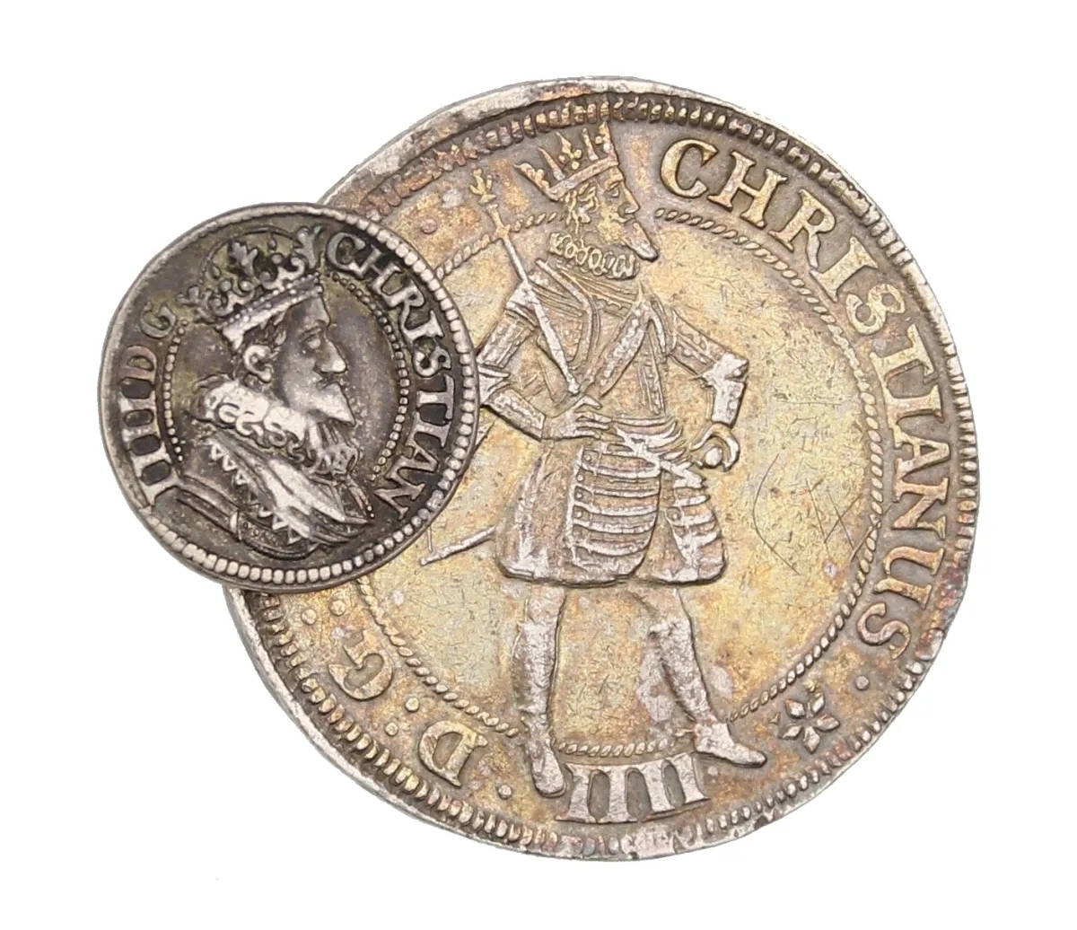 Denemarken onder Christiaan IV (1588–1648) – 2 kronen 1618, Ø 46,5 mm, 37,5 gr., krassen, XF met fijne, gelijkmatige goudkleurige patina