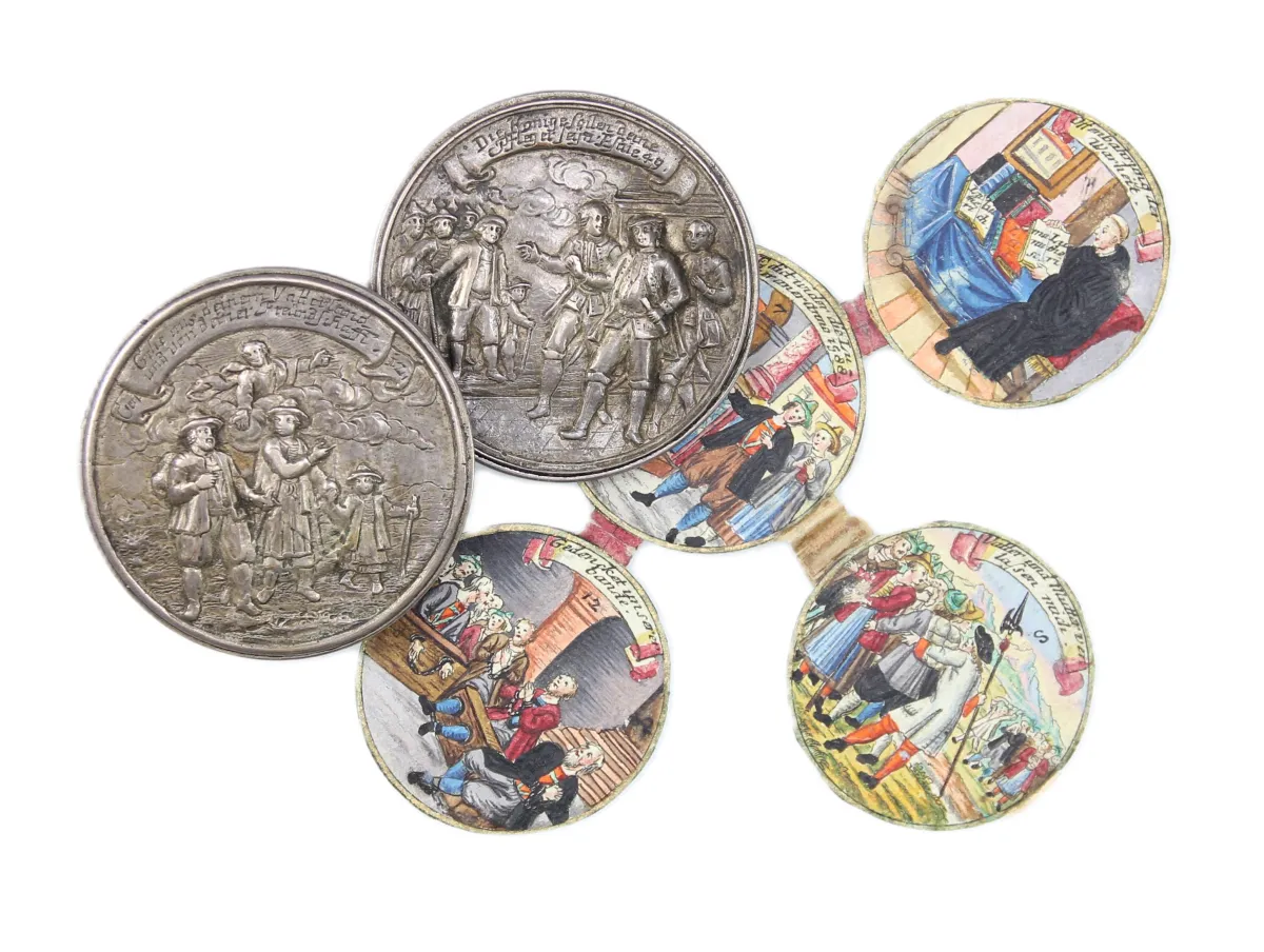 Salzburgs zilver – Schraubtaler op de uittocht van protestanten uit Salzburg in 1732 – zilveren doos in talervorm met koperets