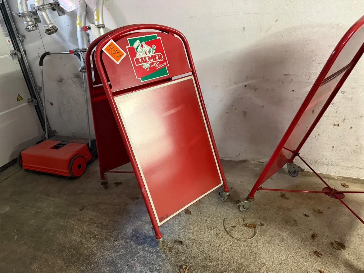 Advertising stand (mobile)