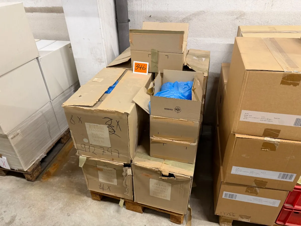 Posten div. Verbrauchsmaterialien