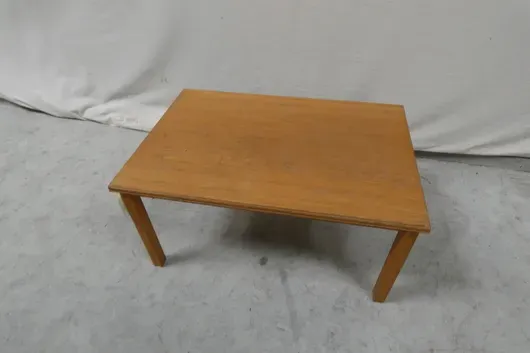 Bijzettafel