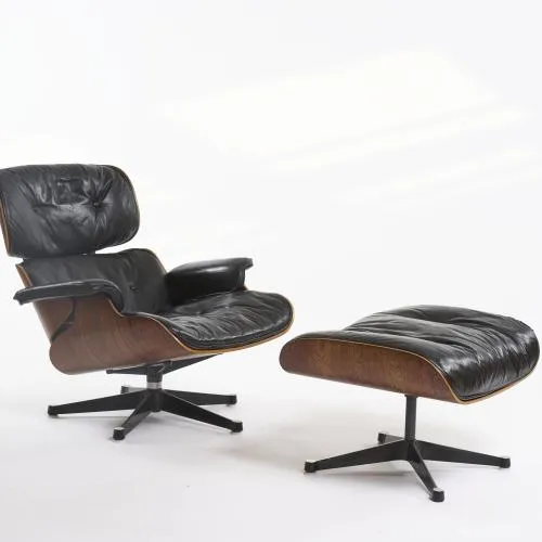 Charles Eames , Ray Eames – Lounge Chair '670' mit Ottoman '671', 1956 (Entwurf)