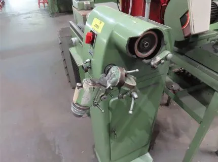 1 affûteuse d'outils, fabr. : Feinmechanik GmbH, type : SOE/73-2918