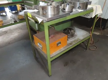 1 Ablagetisch, ca. 100 x 40 cm, 2 Ablagen