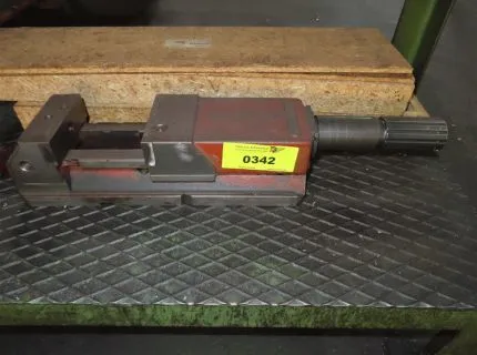 1 machine vice, make: Röhm, size 120