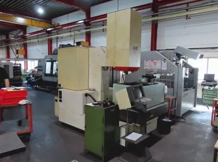 1 vonkverspaningsmachine, fabr.: AGIE, type: Agietron Compact 3, serienr.: 004.003, bouwjaar 1994, machine ca. 8 jaar buiten bedrijf