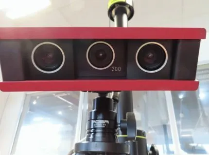 1 optical measuring device, make: GOM, type: Atos Core 200, serial no.: 140425, model: REV.01.H, year 2014, incl. trolley, 1 x laptop, make: Dell, type: Precision M6800