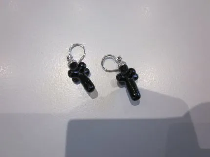 1 Paar Ohrgehänge mit Onyxen und Brillanten, WG 750/000, Brillanten zus. ca. 0,14 ct fein Ref.: 764.5447
