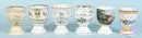 Tasses à cacao, 6 pièces – porcelaine, peint à la main, 5 avec décorations florales et dictons, 1 avec vue du bain de saumure Rappenau, H= 11-12 cm, vers...