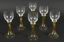 Römer, 6 Stück – farbloses Glas, gedrehte Schäfte mit honigfarbenem Überfang, Kelche mit geschliffenen, floralen Verzierungen, H= 19…