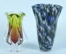 Vasen, 2 Stück "Murano" – farbloses Glas, verschiedene Formen und Dekors, H= 22/27 cm;