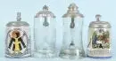 Chopes à bière, 4 pièces – 2x verre/2x céramique, formes variées, 2 à motifs colorés, couvercles en étain, H= 16-20 cm, début 20e s.
