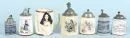 Bierpullen, 7 stuks – porselein/keramiek, diverse decors, 6 miniatuurpullEN met tinnen deksels, H 9-13 cm