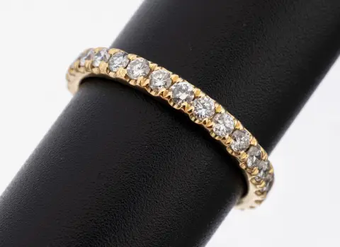 Bague memory or 14 kt diamants, or 585/000, 29 diamants tot. env. 1,15 ct (grav.)