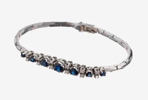 Bracelet saphir et diamant en or 18 ct, or gris 750/000, 7 saphirs taille ronde, total env. 2,03 ct