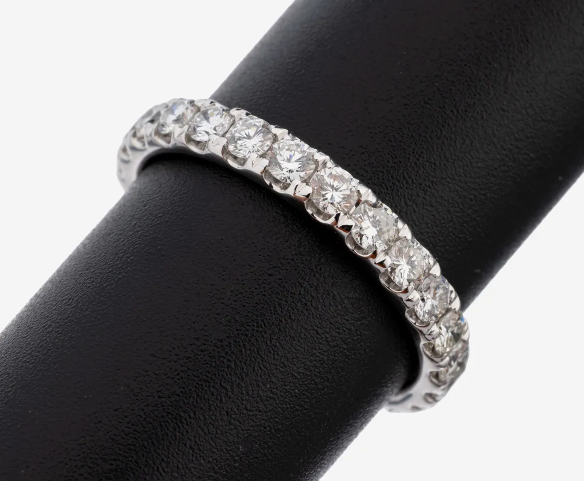 Bague memory en or 14 kt avec brillants, or blanc 585/000, 25 brillants total env. 1,43 ct (grav.)