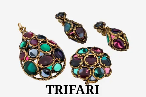 Parure fantaisie 3 pièces TRIFARI, USA années 1930, non signée, style dit moghol