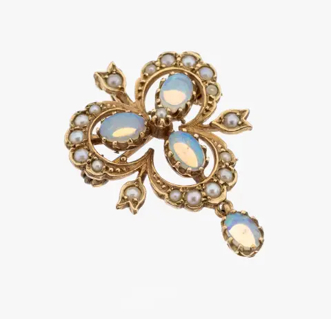 Broche opale-perle en or 9 kt, Angleterre Sheffield 1900-1910, or jaune 375/000, ajourée