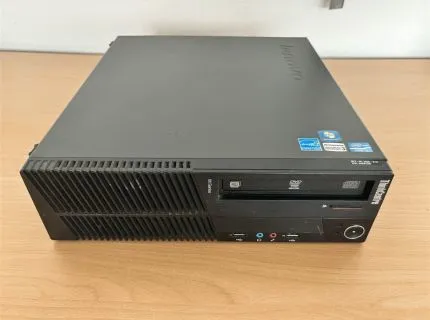 Computer Lenovo ThinkCentre M82 - 2929-B1G, Intel Core i5-3470 3.20 GHz, 8 GB RAM, 233 GB opslag, Intel HD Graphics 96 MB