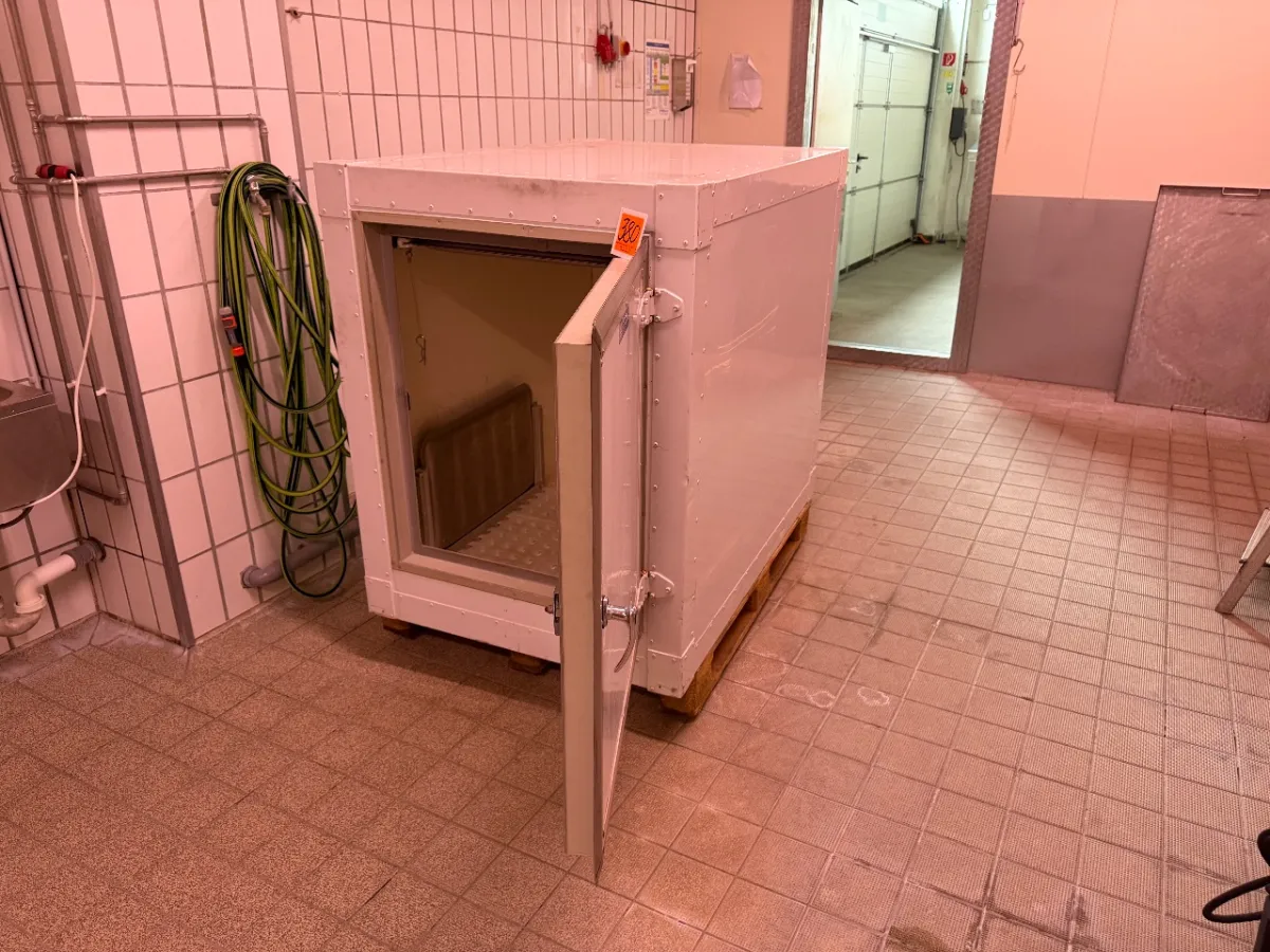 Kühlbox (nicht auf Funktion überprüft)