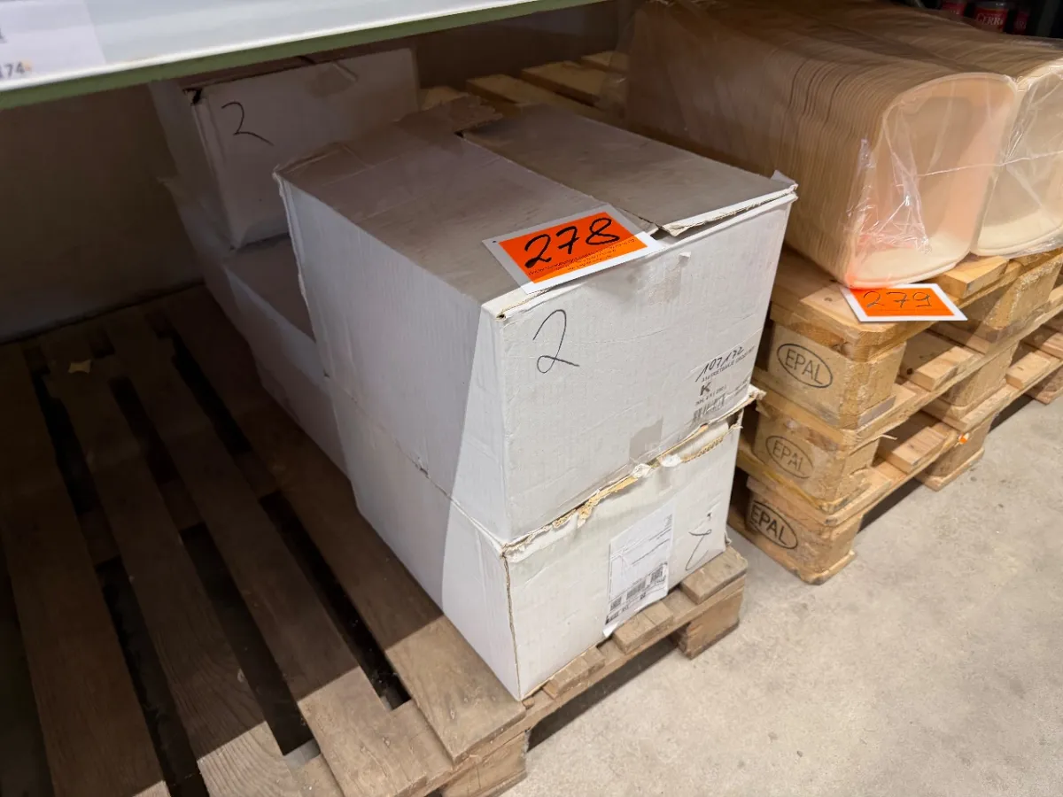 Posten Kunststoff-Schalen (A14)