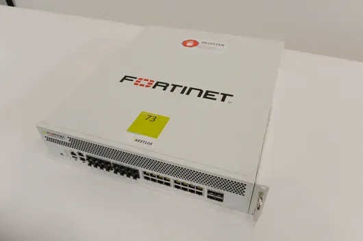 1x Fortinet Fortigate 1200D Firewall
