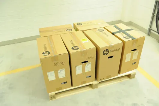 Lot de PC de bureau HP SANS DISQUES DURS
