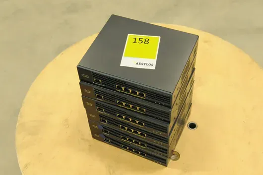 6x Cisco 2500 Series Wireless Controller
