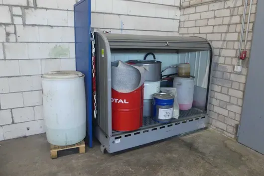 DENIOS drum depot Eco with contents