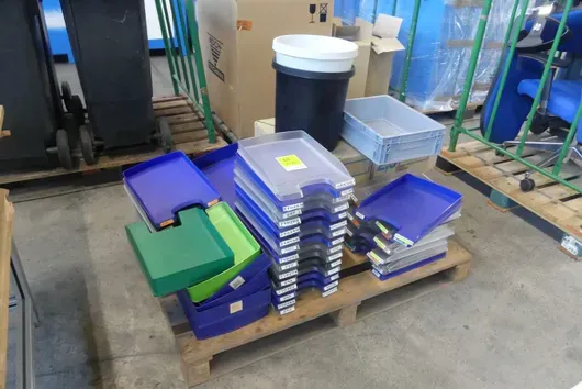 Konvolut Bürobedarf, mit Palette