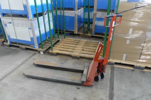 BT LIFTER Hand Pallet Truck