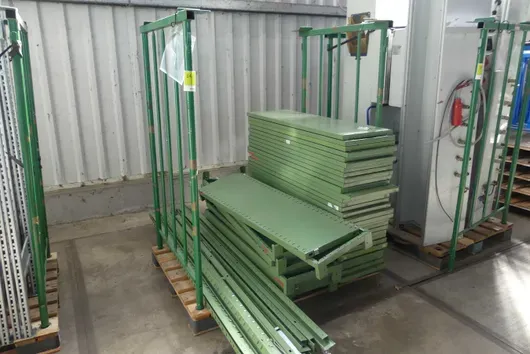 Lot of shelving components, with rails