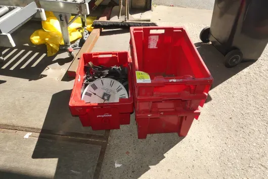 4x Lagerbox mit diversem Inhalt