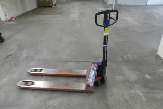 BT LIFTER Hand Pallet Truck