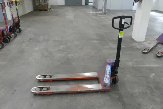 BT LIFTER Hand Pallet Truck