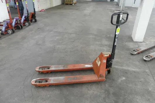 BT LIFTER Hand Pallet Truck