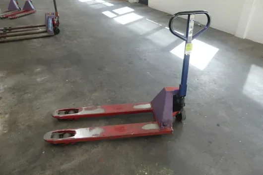BT LIFTER Hand Pallet Truck