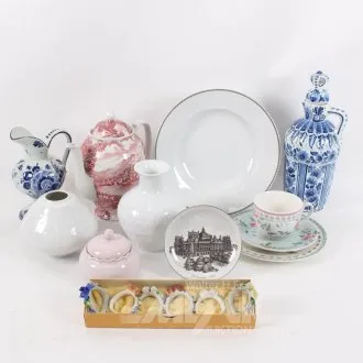 Zestaw części porcelanowych