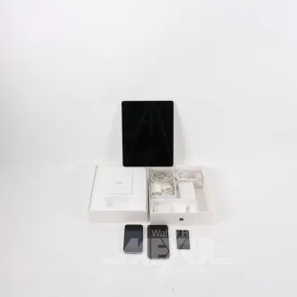 5 appareils Apple différents :