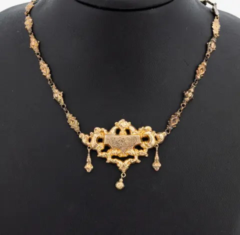 Collier Biedermeier en or 14 kt, vers 1860, poinçonné 585/000, travail creux, partie centrale