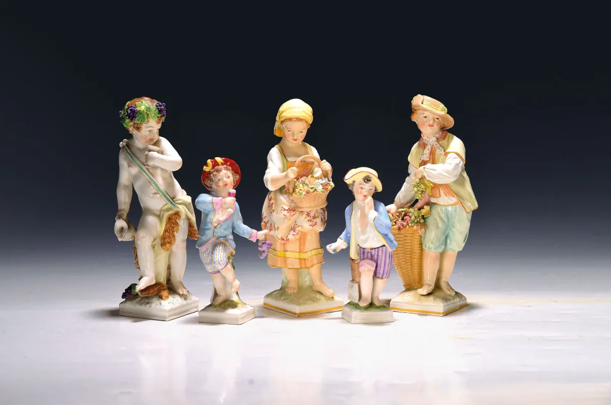 Fünf Porzellanfiguren, KPM Berlin, 20.Jh., Gärtner mit Trauben und Gärtnerin mit