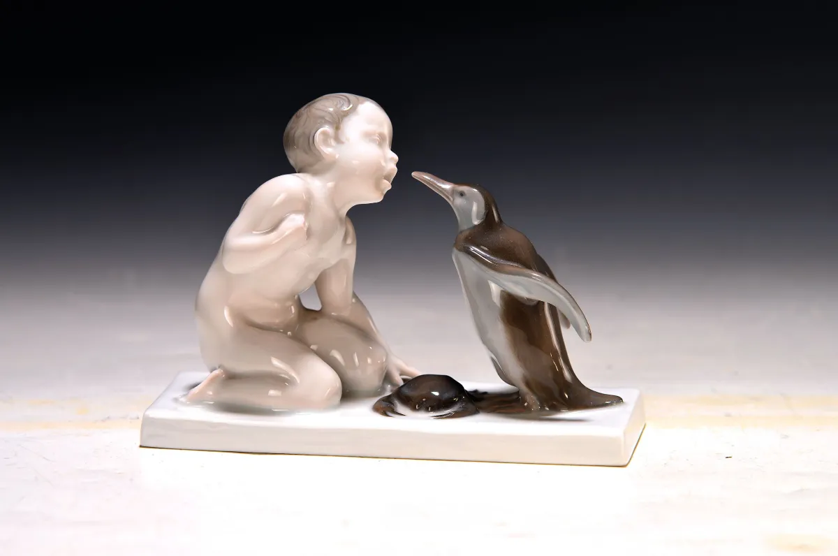 Porseleinen figuur, Rosenthal, Selb-Bavaria, ca. 1924, Brotneid, modelnr. K 84, ontw.