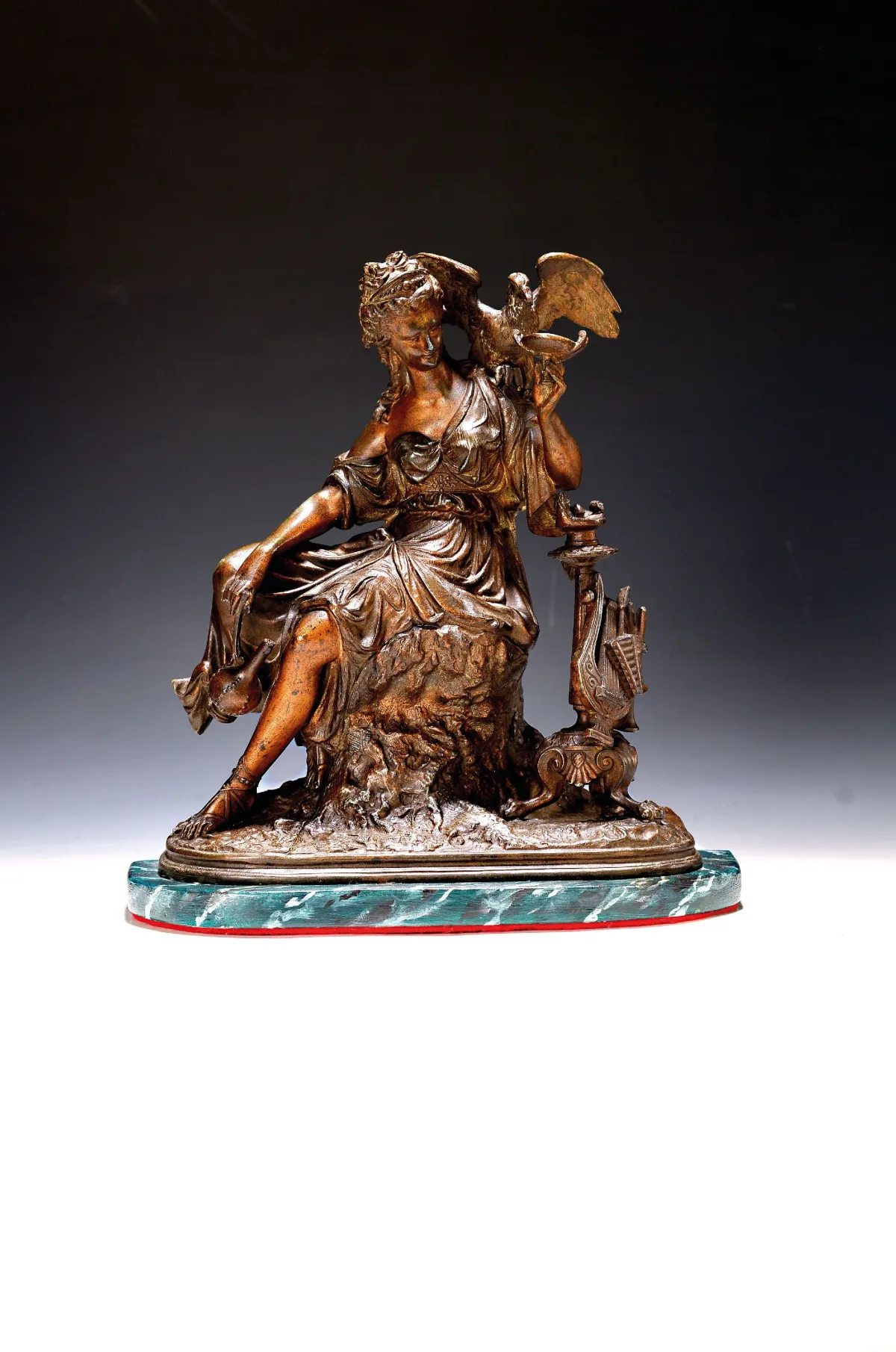 Skulptur, Frankreich, um 1900, Regule bronzefarben patiniert, Dame mit Adler und