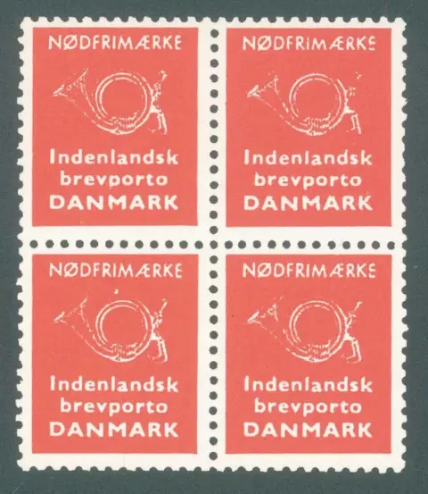 Très importante collection de timbres – en 119 albums