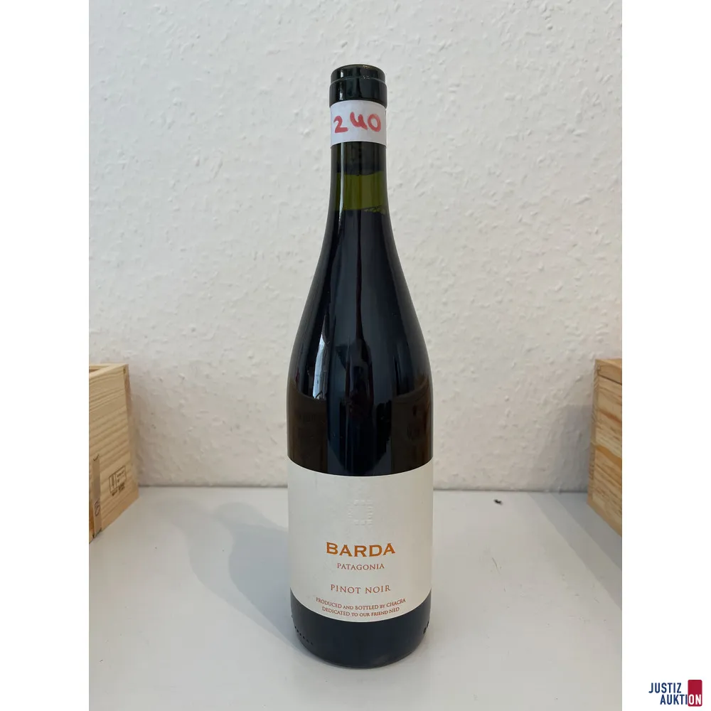Chacra Barda Pinot Noir