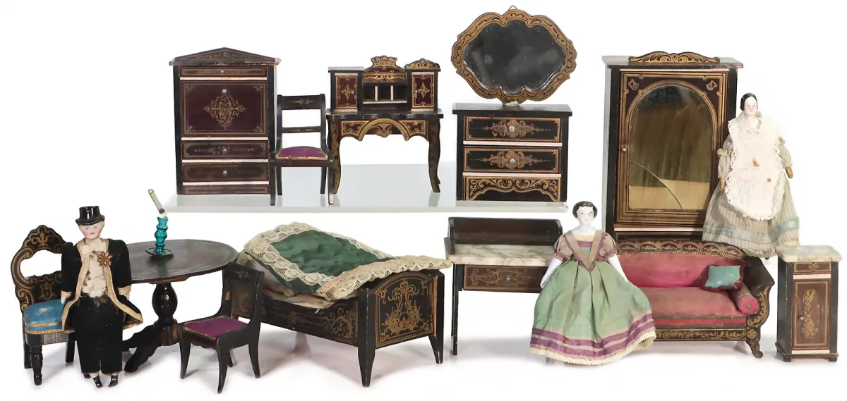 Poppenhuis meubels met Boulle ornamenten