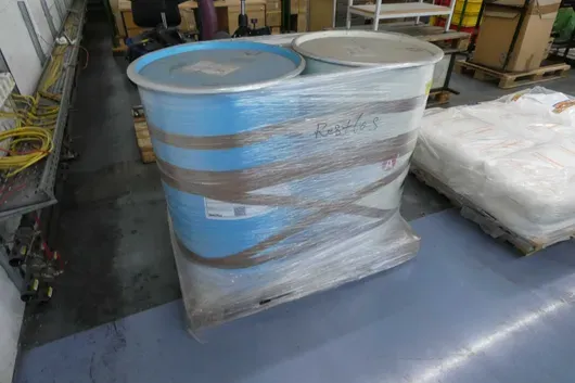 2x sud na materiál, s paletou